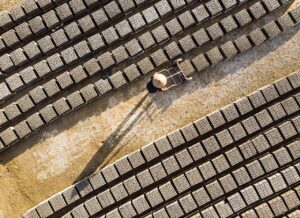 産業医の紹介が必要な大阪の企業はどこですか？